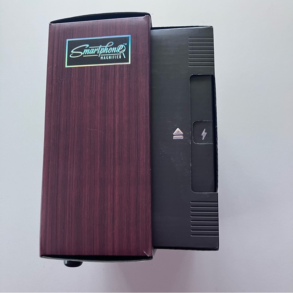 📺Luckies Of London Retro 80s Vibe TV Smartphone Magnifier-2.0 Edition/Decor - Picture 3 of 8